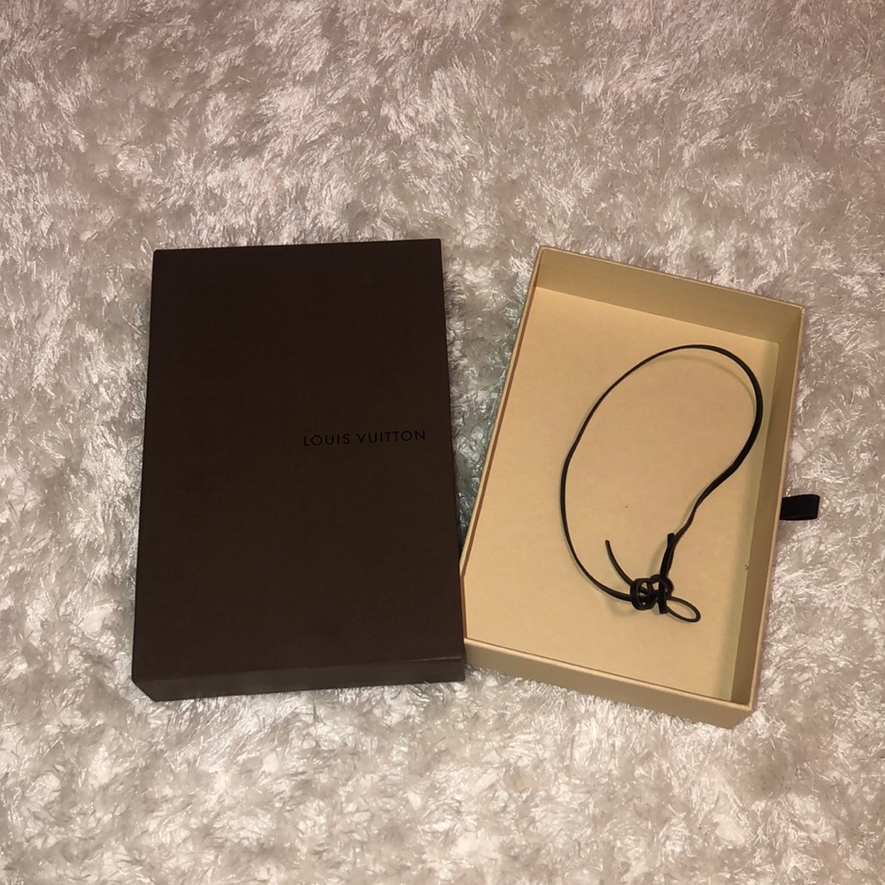 Louis Vuitton box